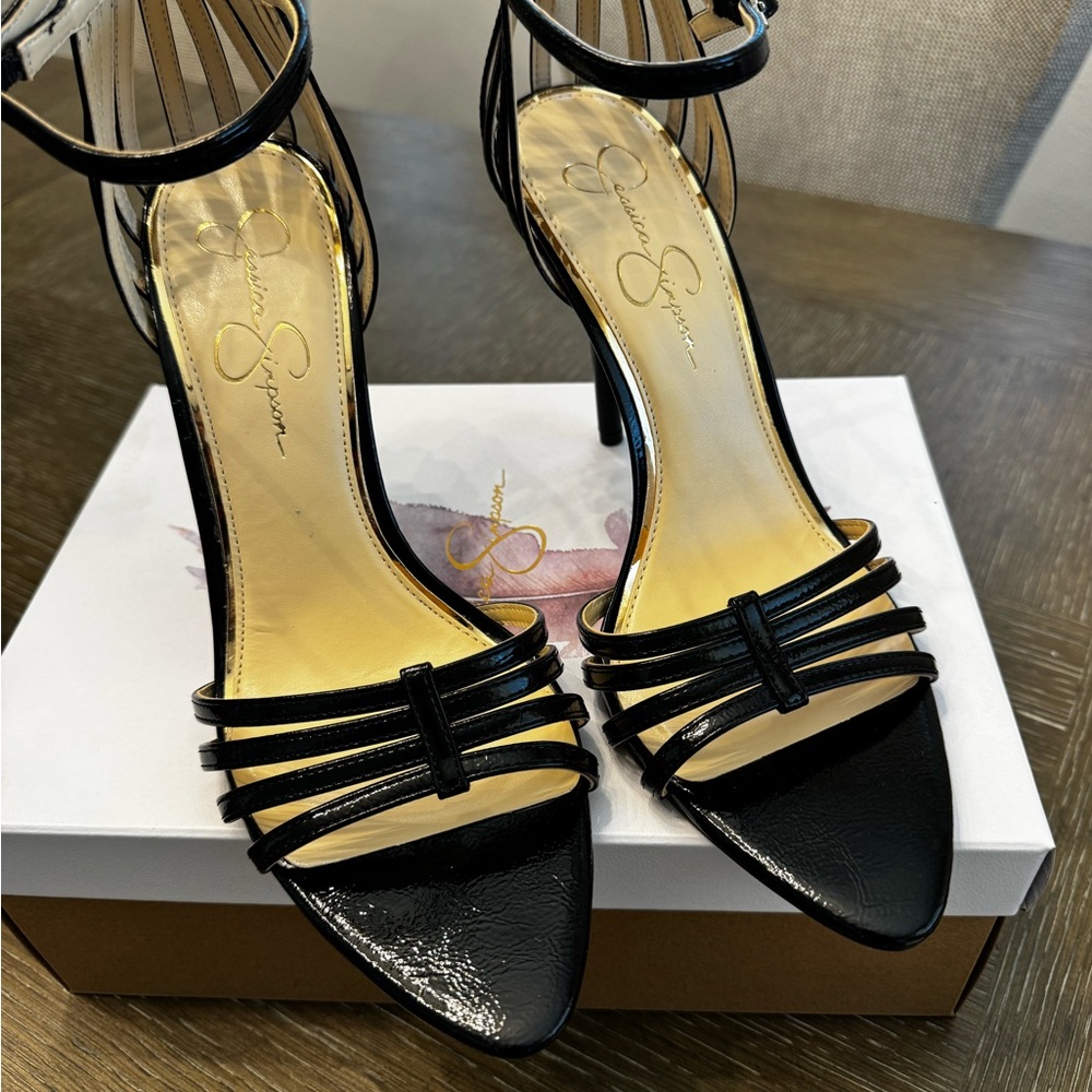 Brand New Never Worn Jessica Simpson Nuvire Black Strappy Heels/Sandals